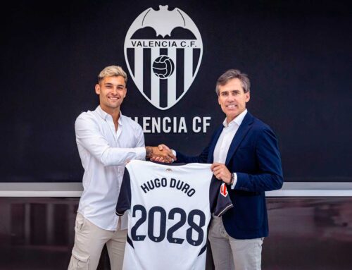 Hugo Duro renueva hasta 2028 con el Valencia CF